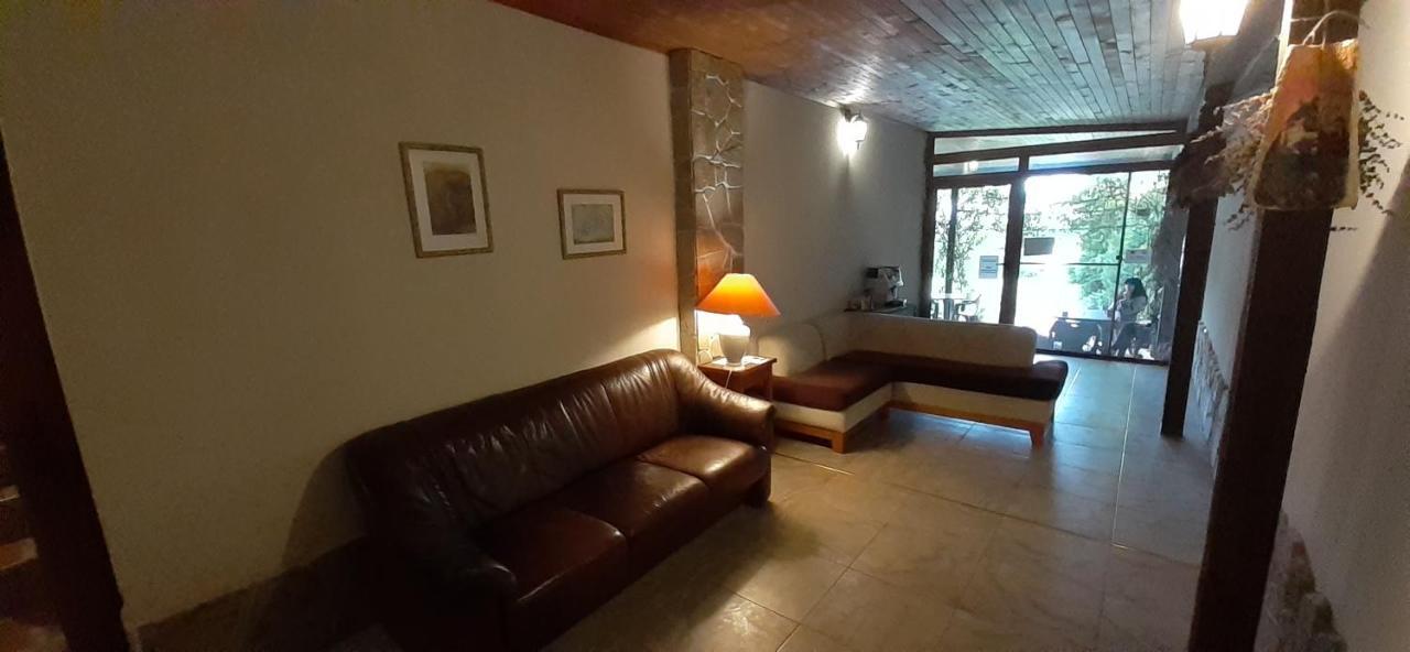 Семеен Хотел Къща Тодорови Stara Zagora Exterior foto